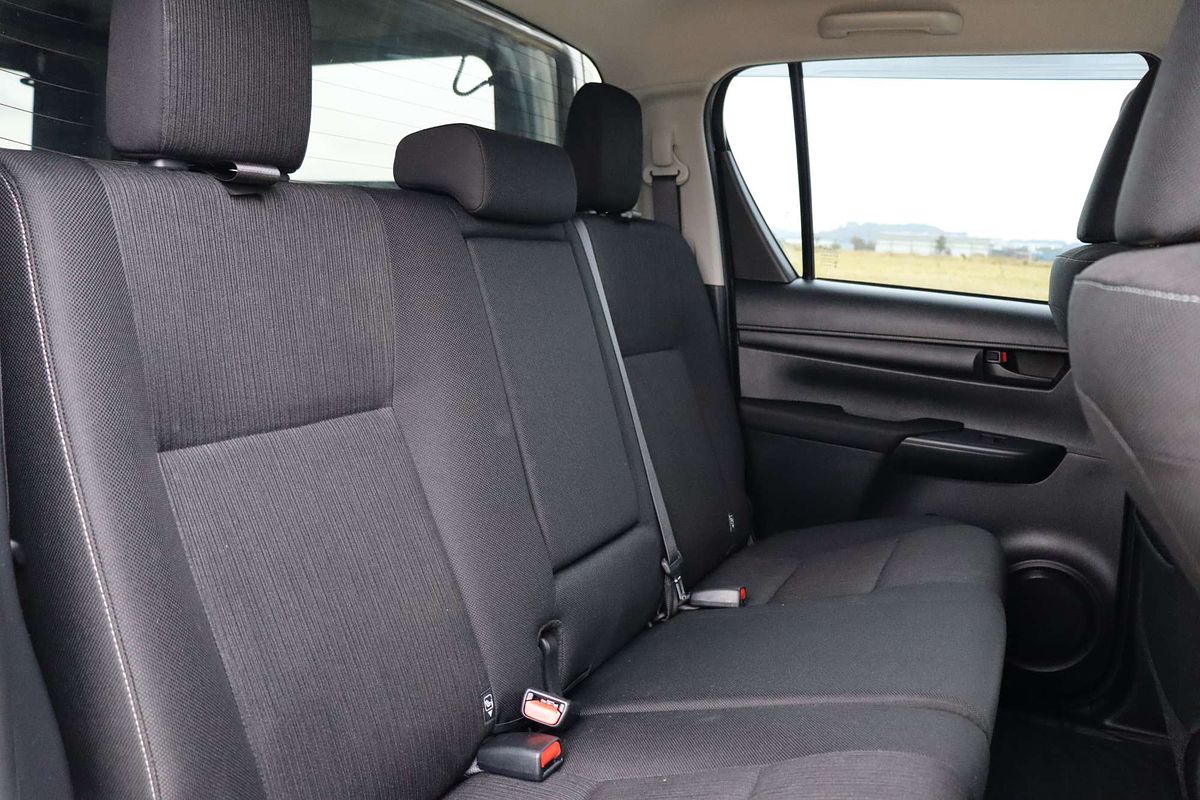 2023 Toyota Hilux SR GUN126R