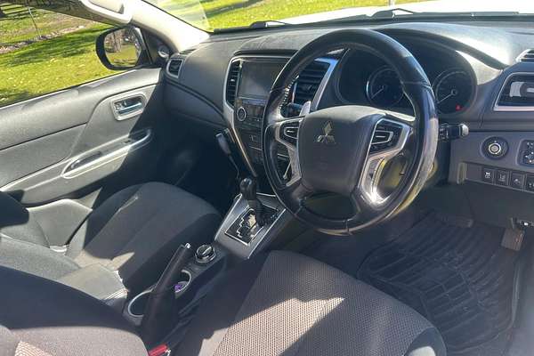 2019 Mitsubishi Triton GLS MR 4X4