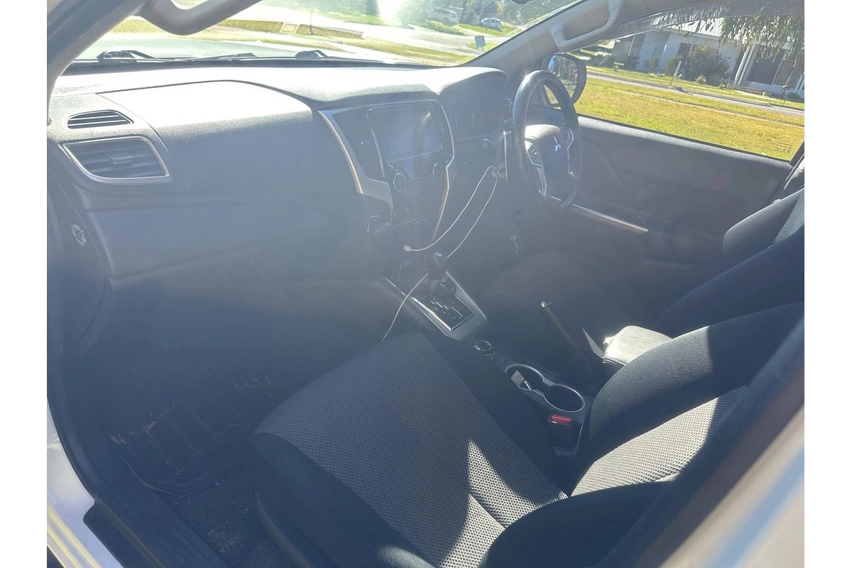 2019 Mitsubishi Triton GLS MR 4X4