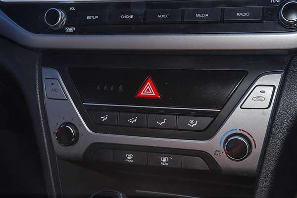 2017 Hyundai Elantra Active AD