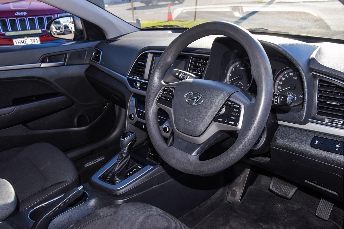 2017 Hyundai Elantra Active AD