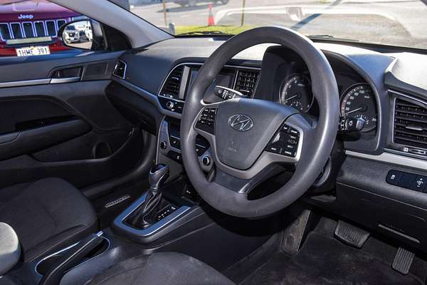 2017 Hyundai Elantra Active AD