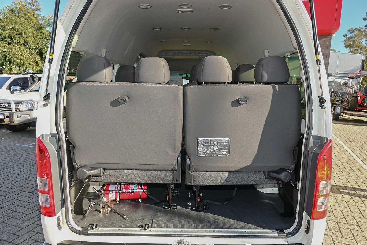 2018 Toyota Hiace Commuter TRH223R ELWB