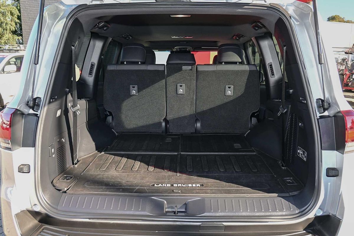 2023 Toyota Landcruiser VX FJA300R