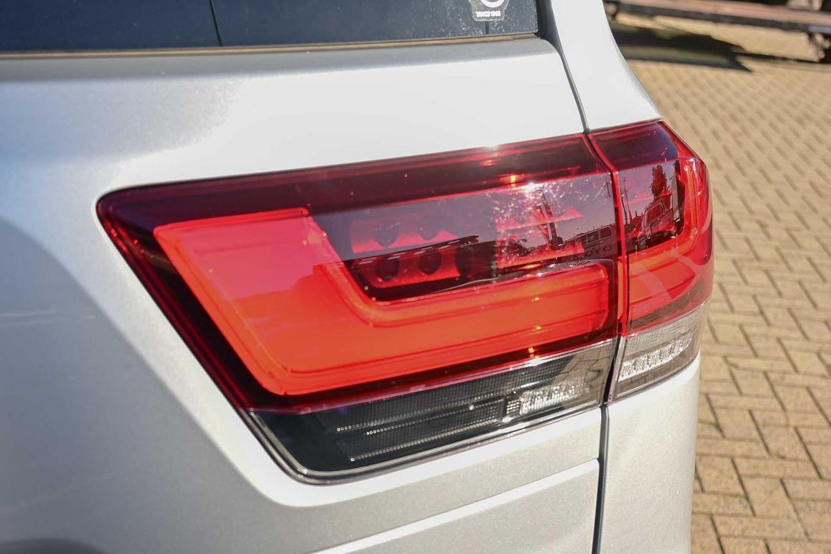 2023 Toyota Landcruiser VX FJA300R