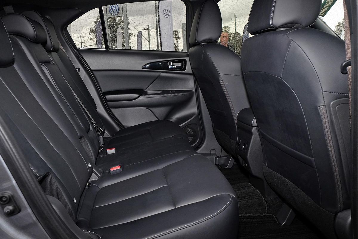 2024 Mitsubishi Eclipse Cross Exceed YB