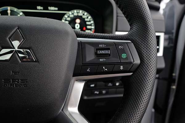 2025 Mitsubishi Outlander PHEV Exceed ZM