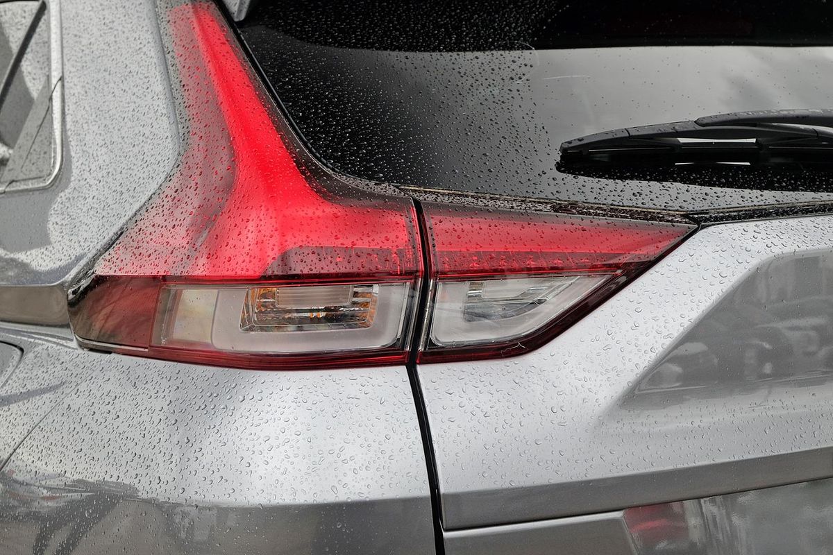 2024 Mitsubishi Eclipse Cross Exceed YB