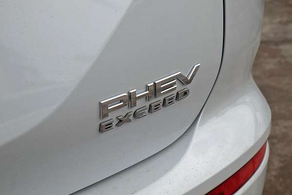 2025 Mitsubishi Outlander PHEV Exceed ZM