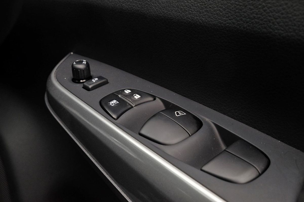 2024 Nissan Navara ST D23 4X4