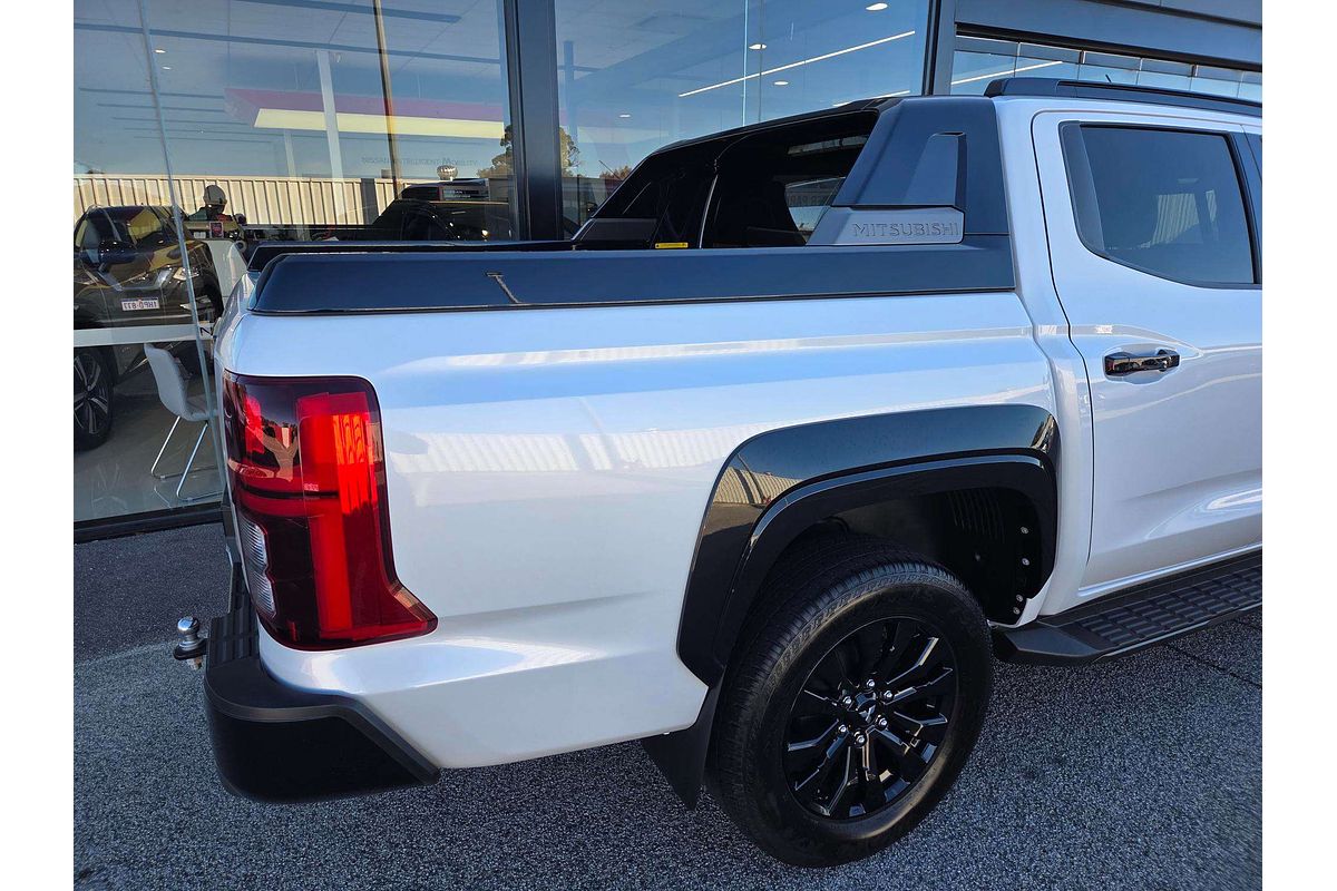 2024 Mitsubishi Triton GSR MV 4X4
