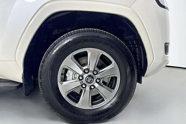 2023 Toyota Landcruiser VX FJA300R