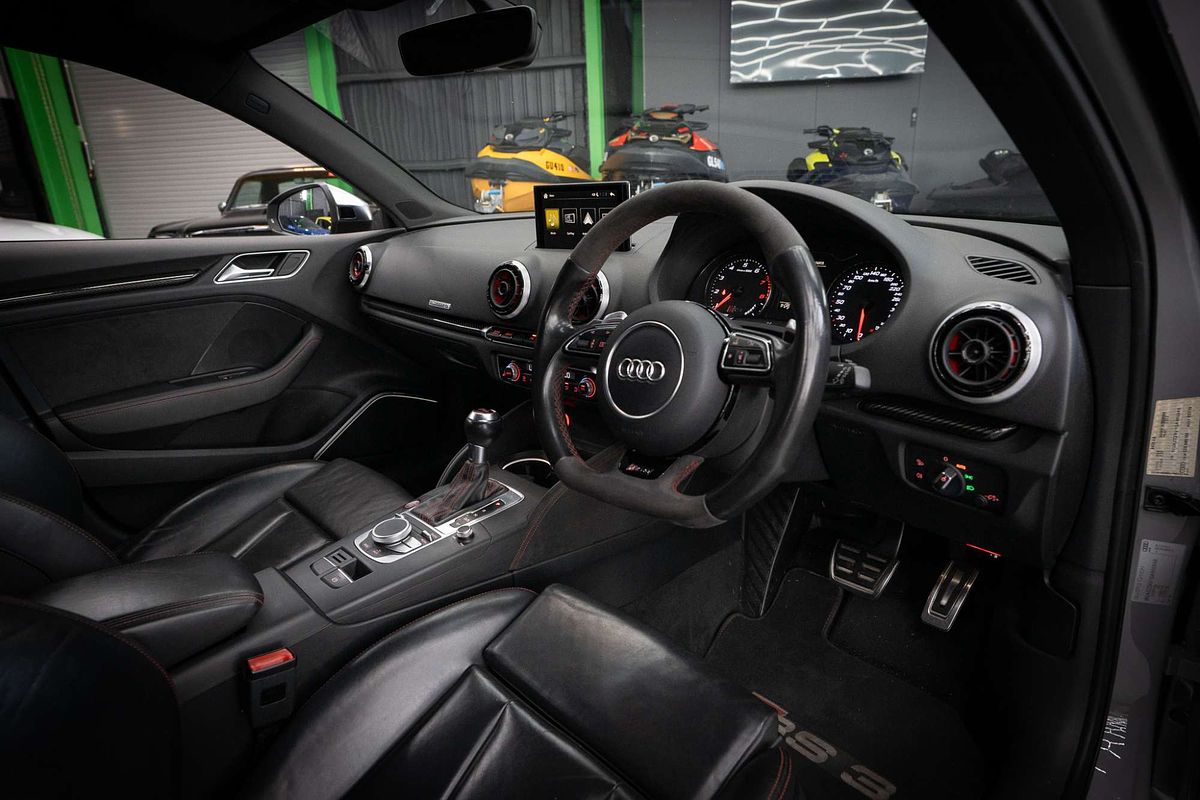 2015 Audi RS3 8V