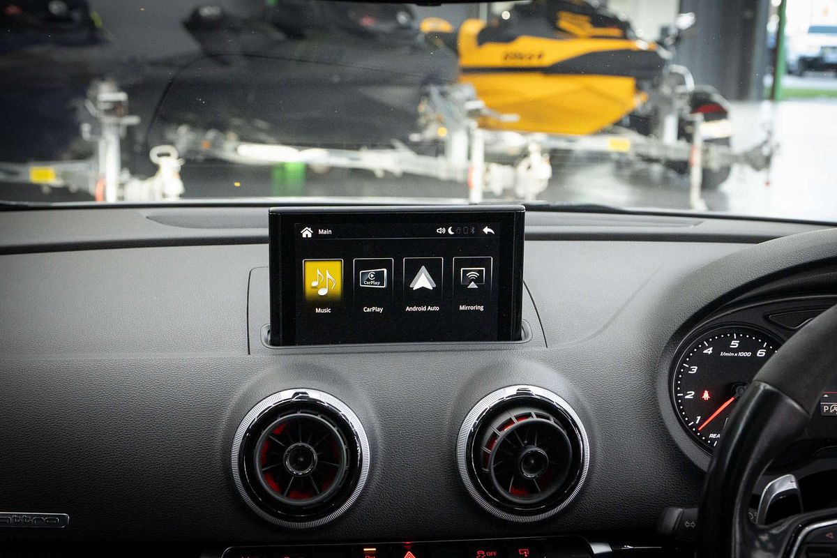 2015 Audi RS3 8V