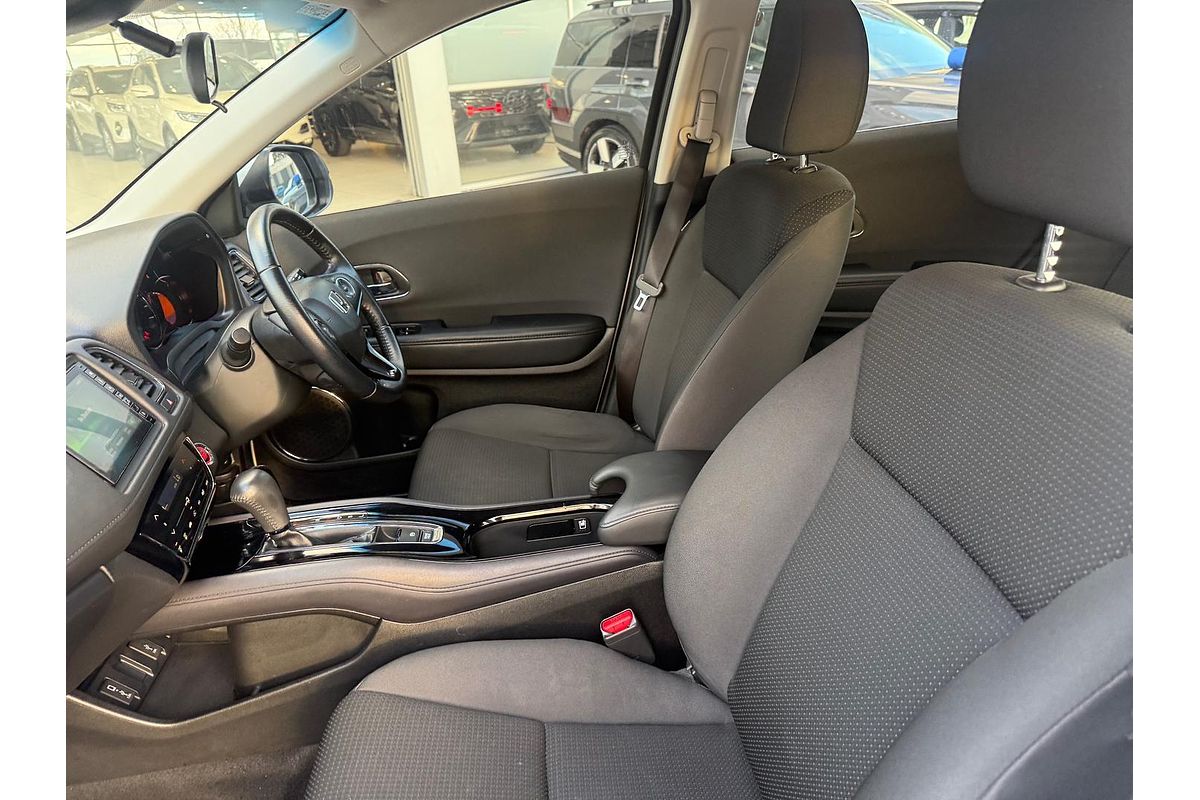 2021 Honda HR-V VTi-S
