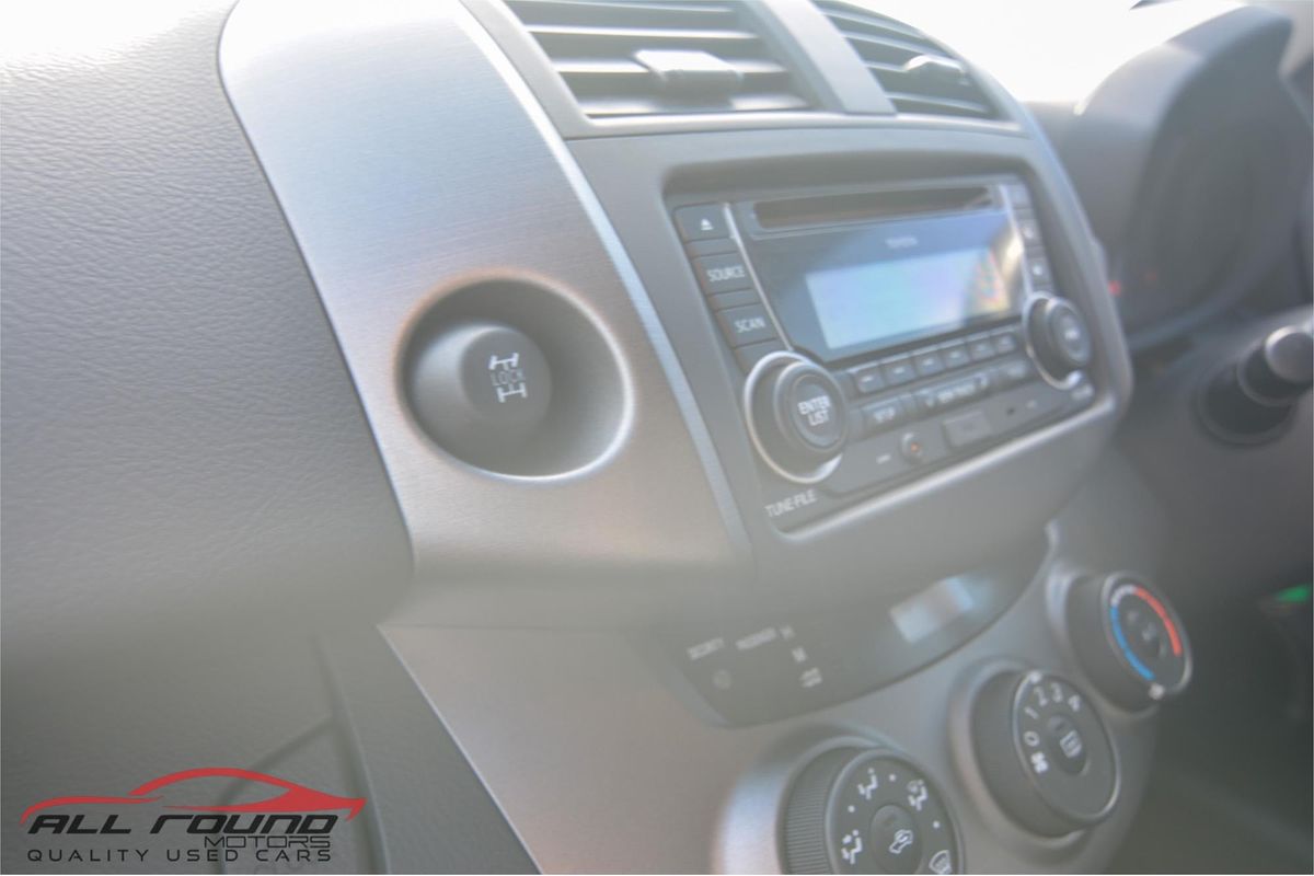 2012 Toyota RAV4 CV ACA33R