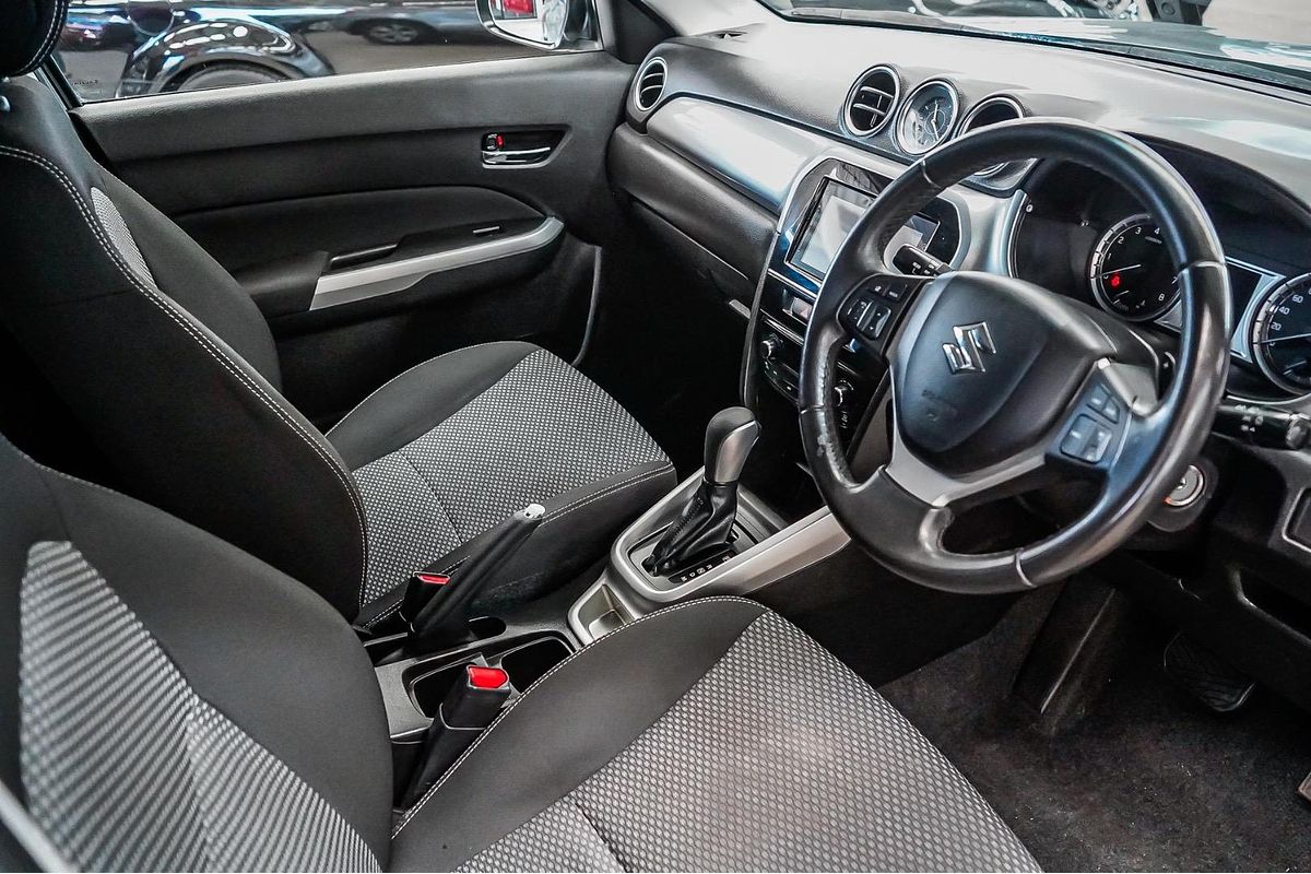 2016 Suzuki Vitara RT-S LY
