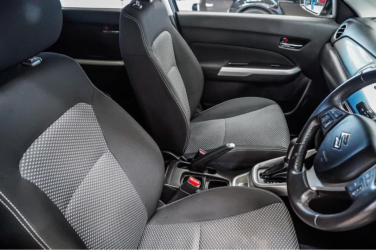 2016 Suzuki Vitara RT-S LY