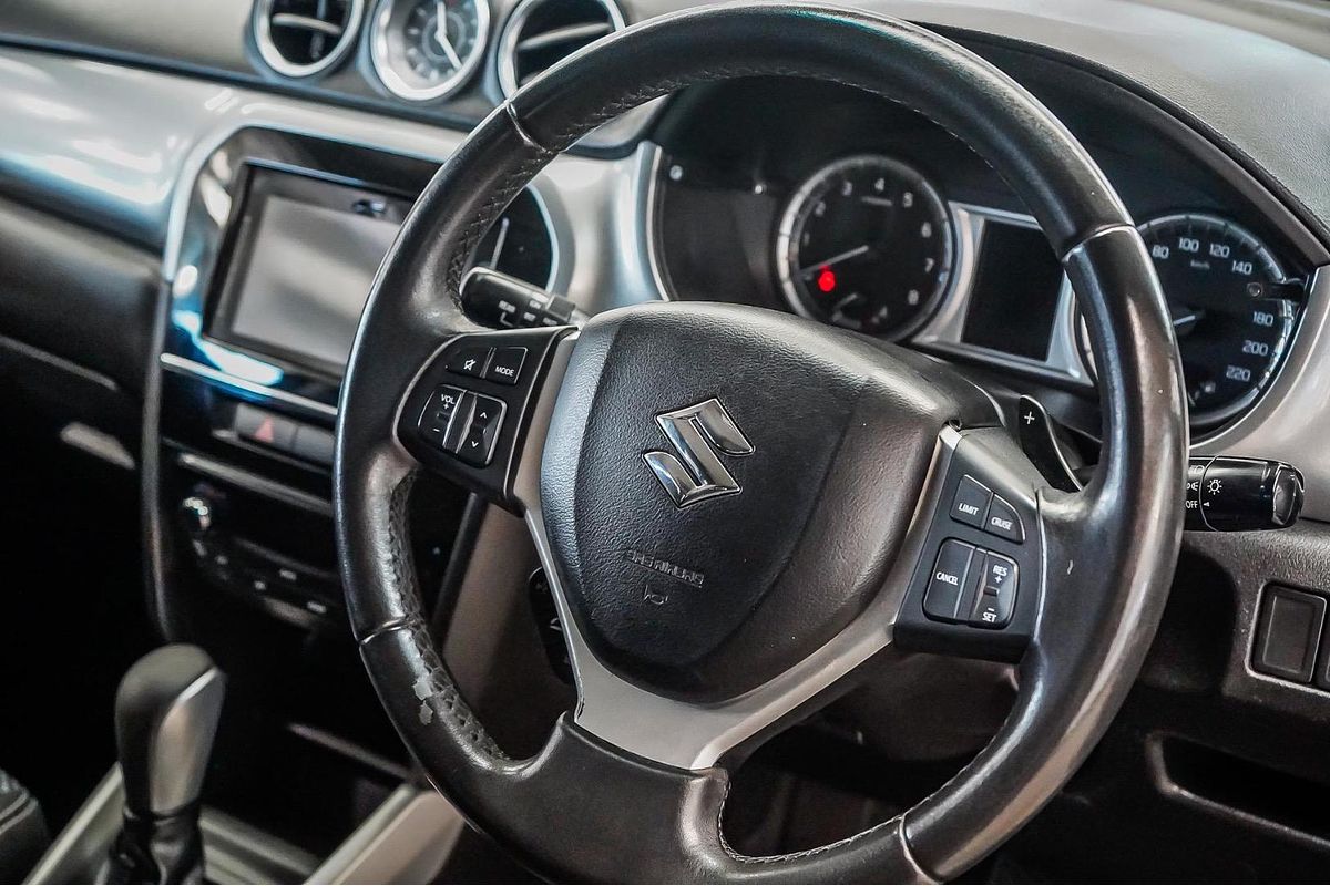 2016 Suzuki Vitara RT-S LY