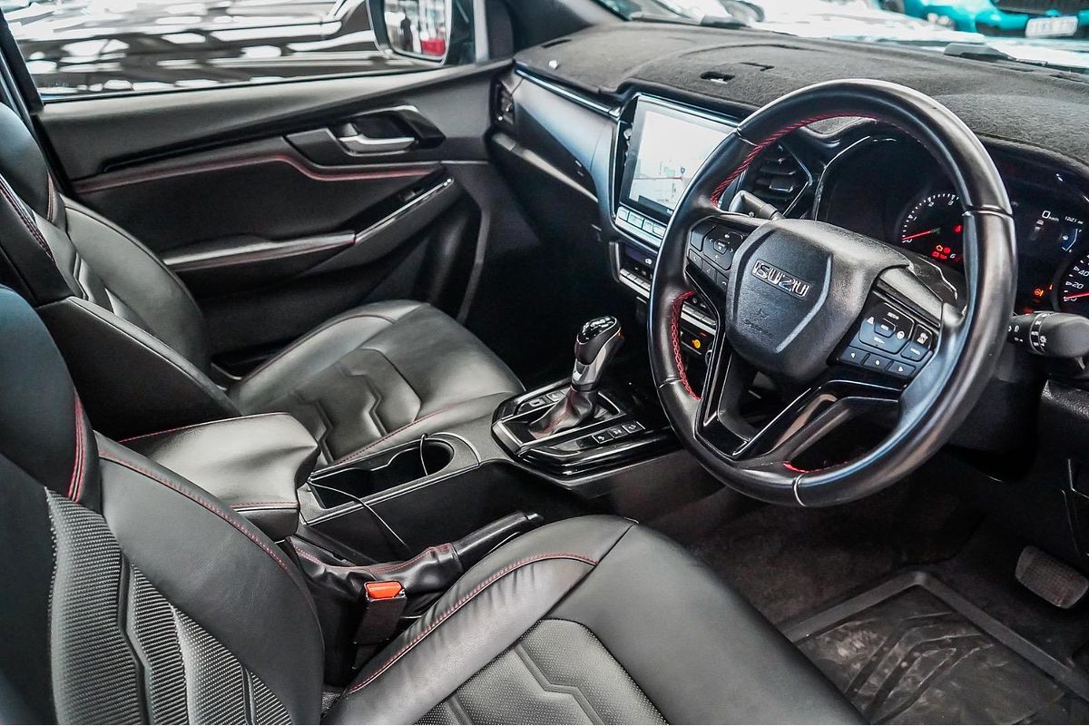 2023 Isuzu D-MAX X-TERRAIN 4X4