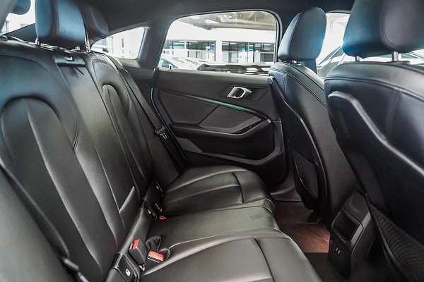 2022 BMW 2 Series 220i M Sport F44
