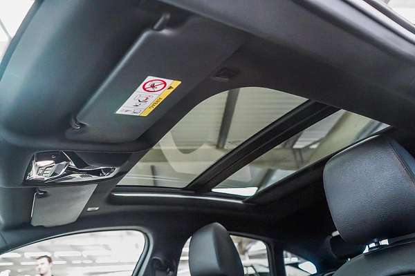 2022 BMW 2 Series 220i M Sport F44