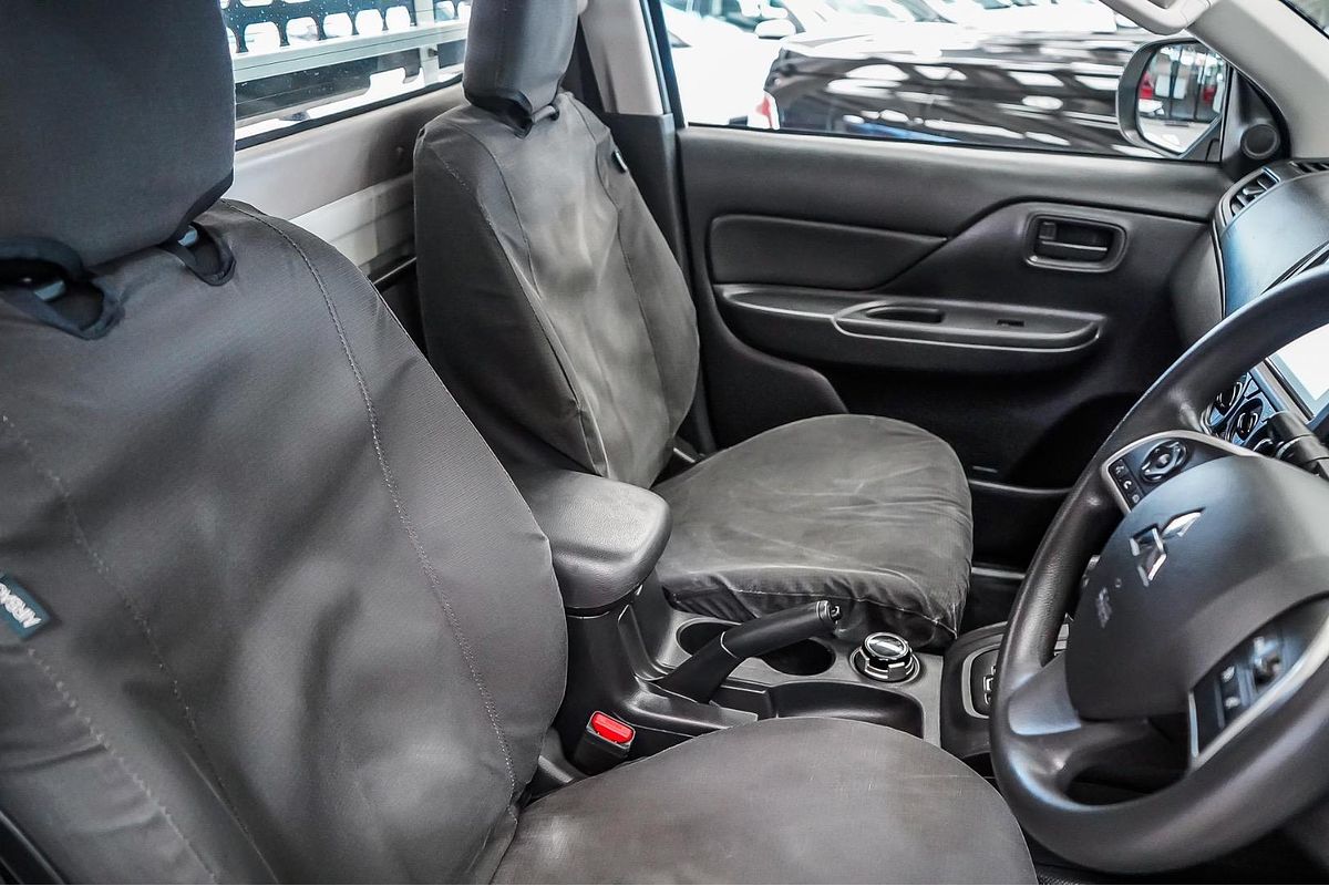 2022 Mitsubishi Triton GLX MR 4X4