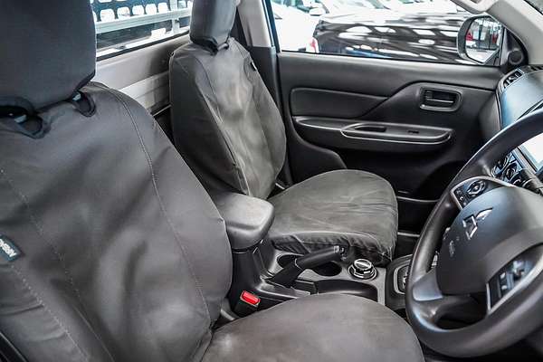 2022 Mitsubishi Triton GLX MR 4X4