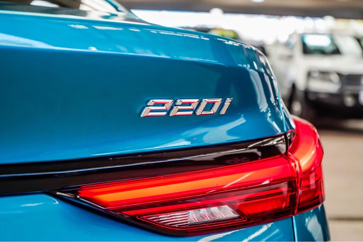 2022 BMW 2 Series 220i M Sport F44
