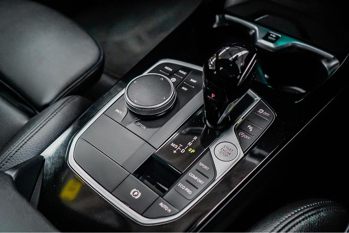 2022 BMW 2 Series 220i M Sport F44