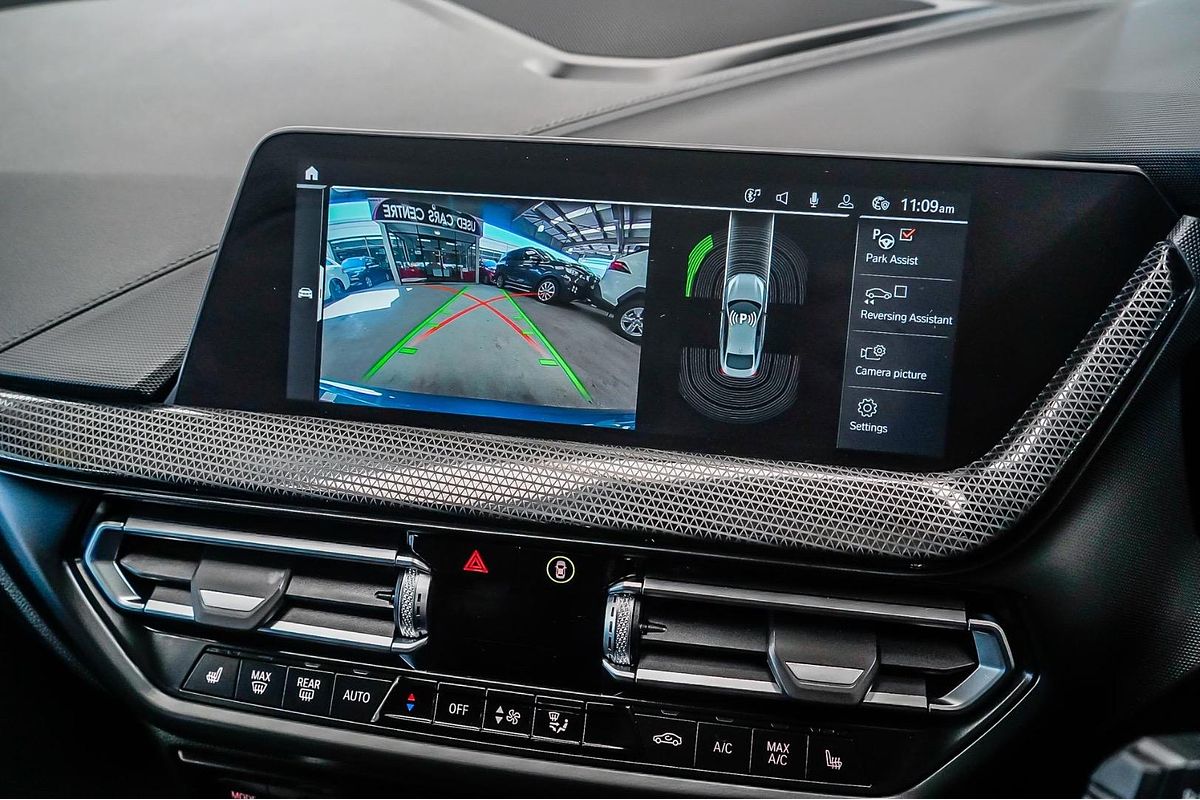 2022 BMW 2 Series 220i M Sport F44