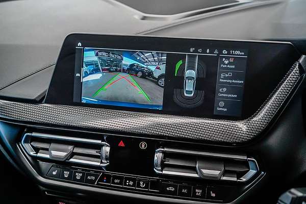 2022 BMW 2 Series 220i M Sport F44