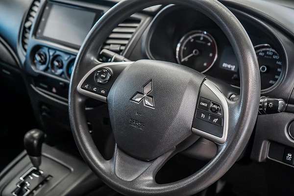 2022 Mitsubishi Triton GLX MR 4X4