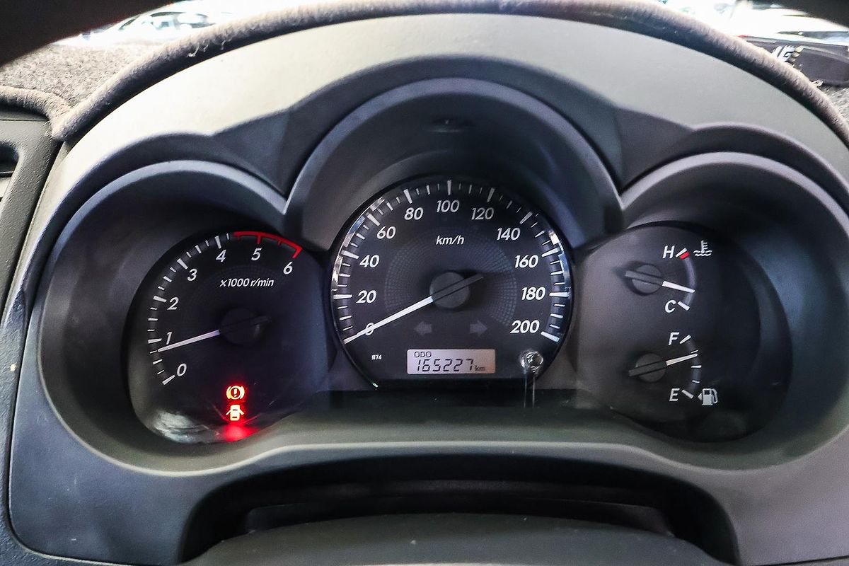 2012 Toyota Hilux SR KUN26R 4X4