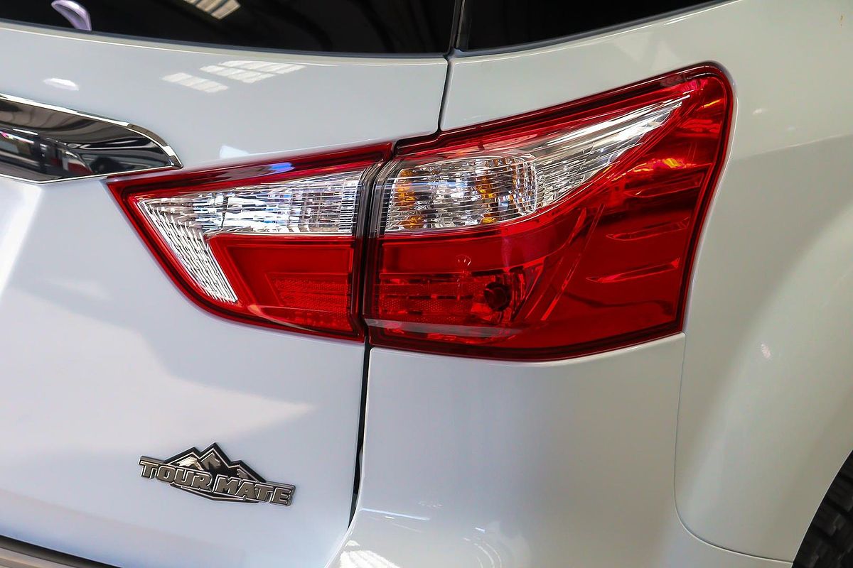 2018 Isuzu MU-X LS-T