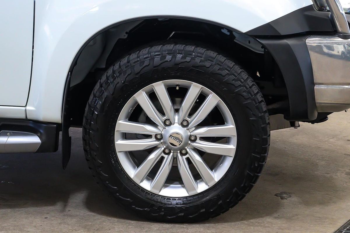 2018 Isuzu MU-X LS-T