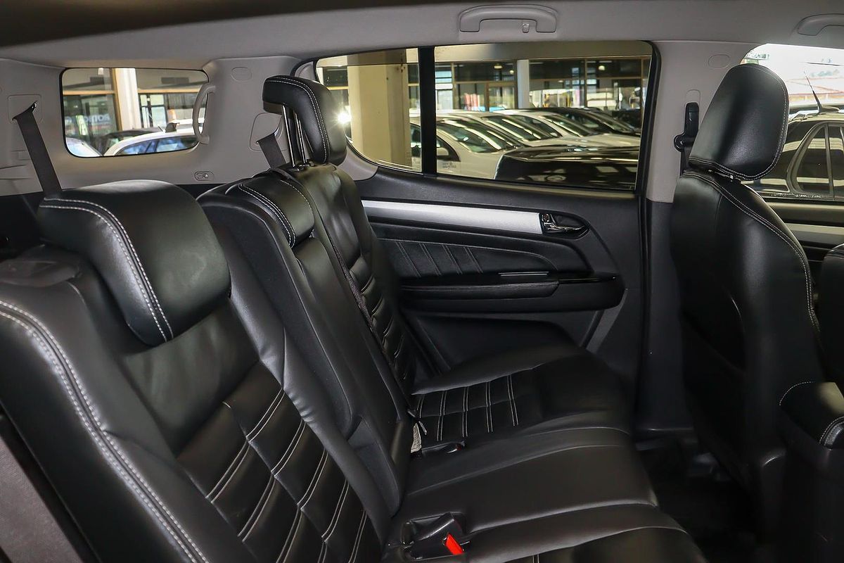 2018 Isuzu MU-X LS-T