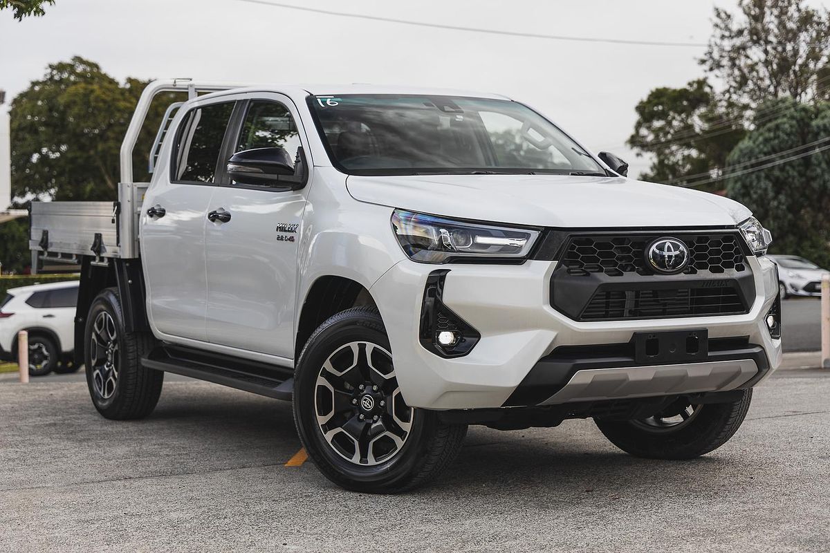 2024 Toyota Hilux SR5 48V GUN126R 4X4