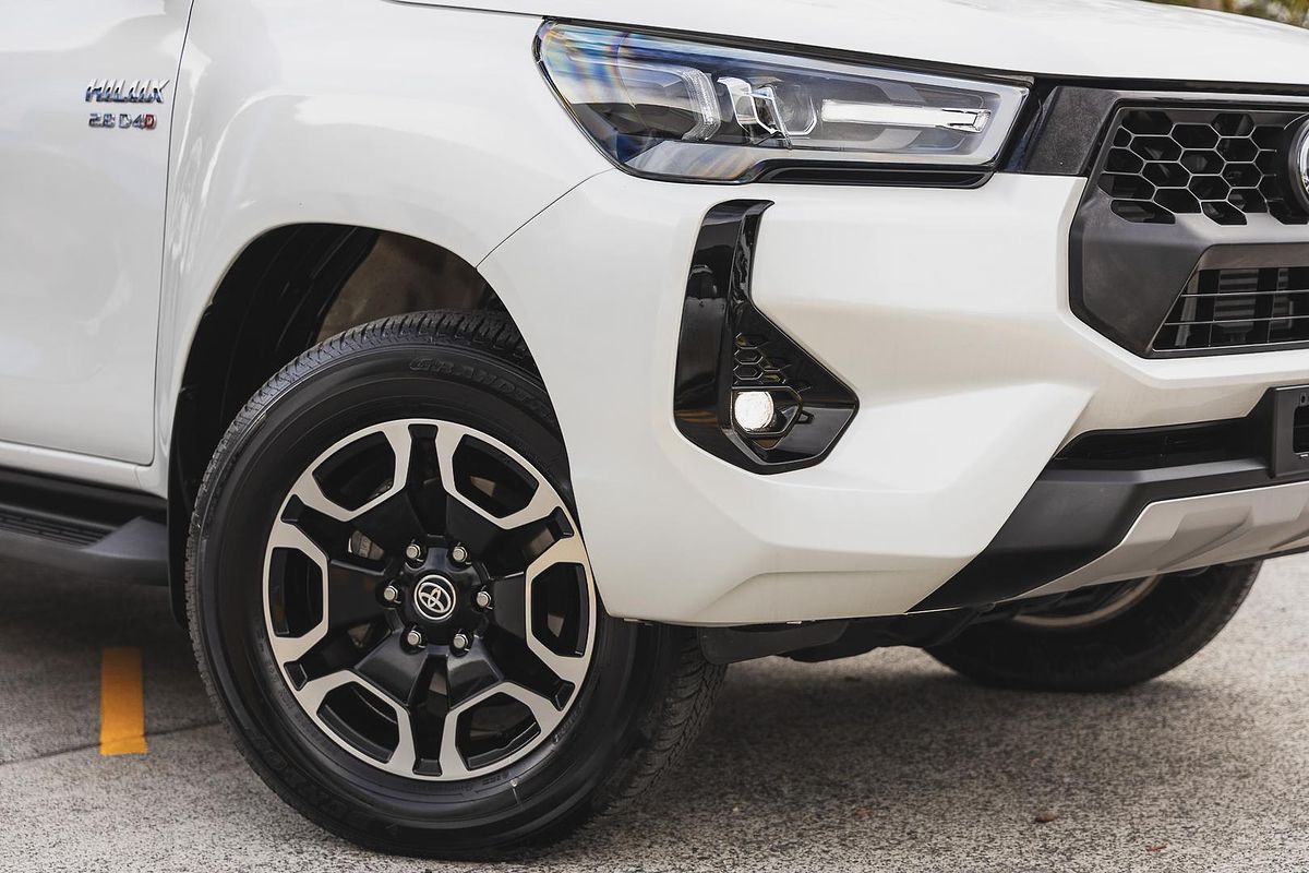 2024 Toyota Hilux SR5 48V GUN126R 4X4