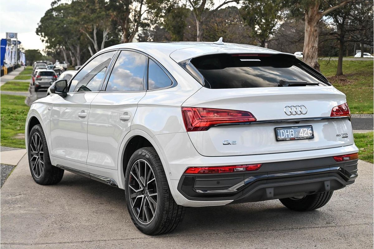 2024 Audi Q5 45 TFSI S line FY