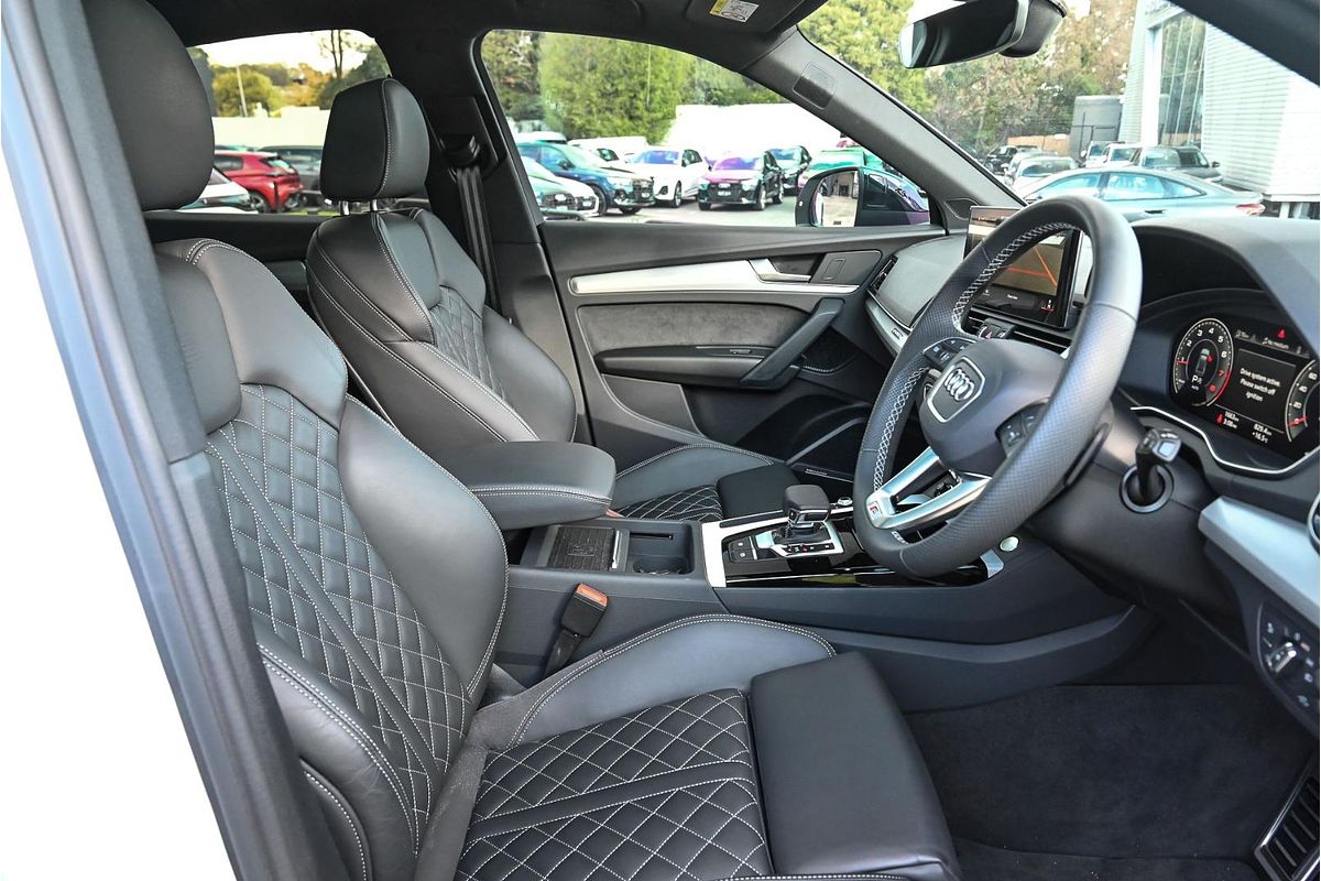 2024 Audi Q5 45 TFSI S line FY