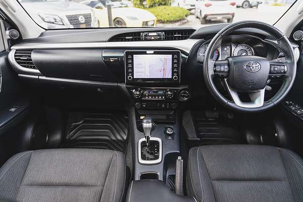 2024 Toyota Hilux SR5 48V GUN126R 4X4