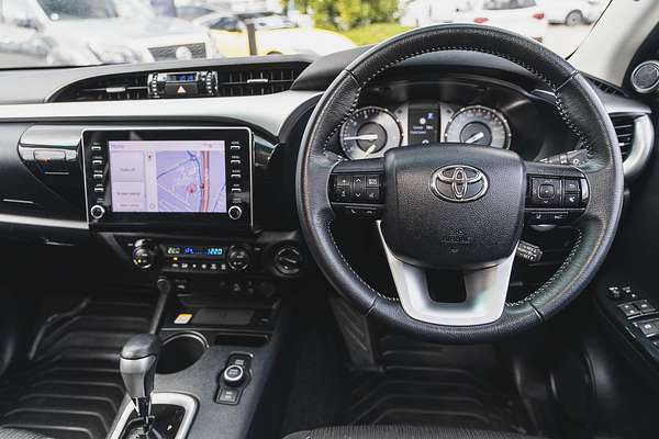 2024 Toyota Hilux SR5 48V GUN126R 4X4