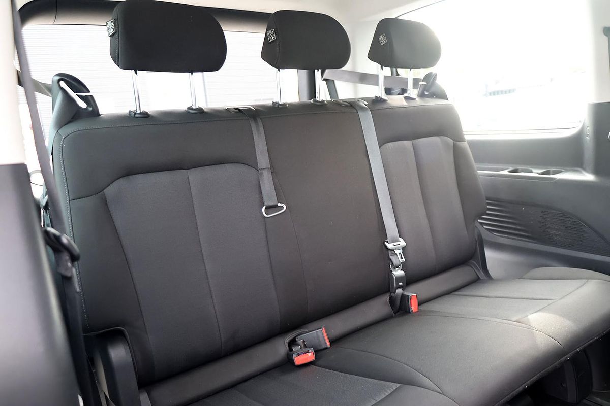 2022 Hyundai STARIA US4.V1