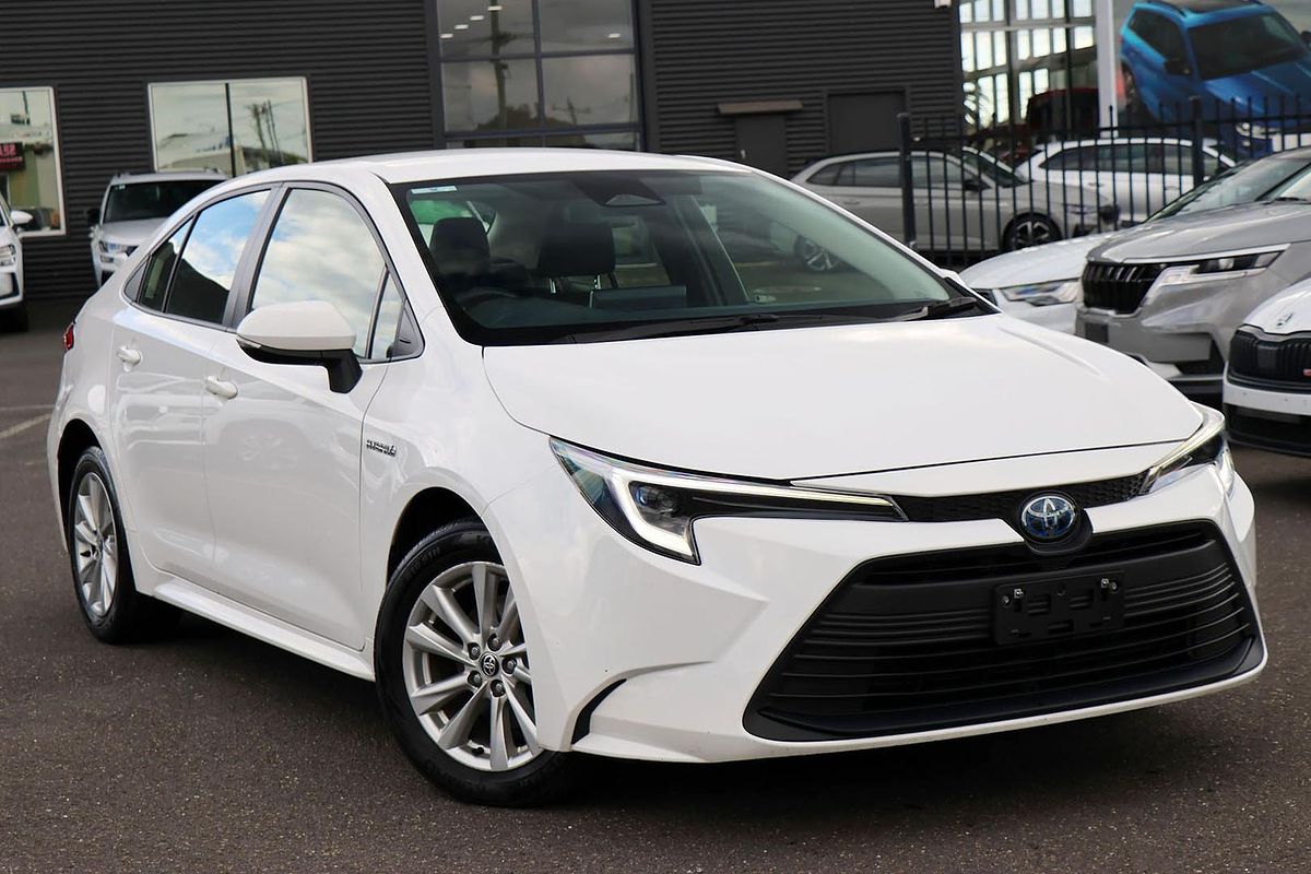 2022 Toyota Corolla Ascent Sport Hybrid ZWE211R
