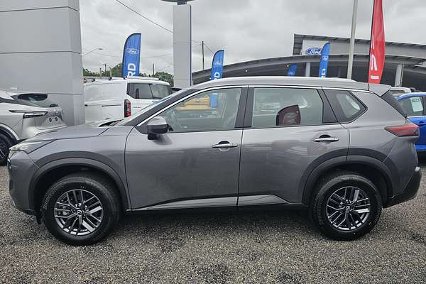 2024 Nissan X-TRAIL ST T33