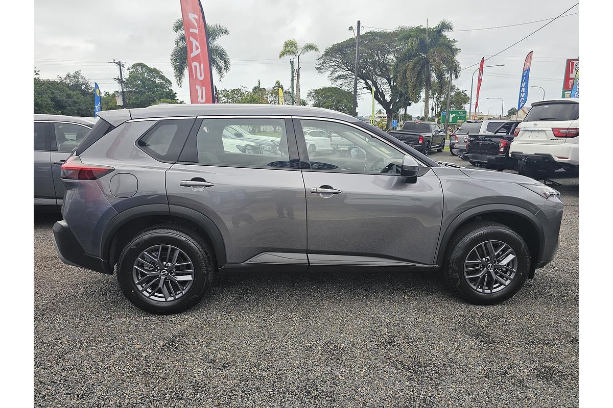2024 Nissan X-TRAIL ST T33
