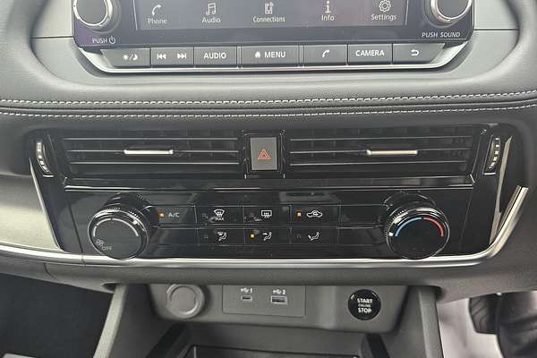 2024 Nissan X-TRAIL ST T33