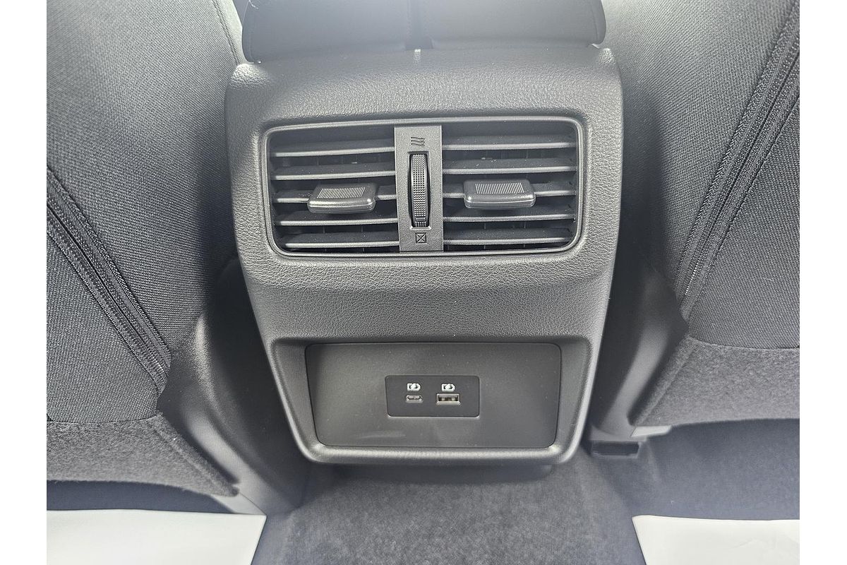 2024 Nissan X-TRAIL ST T33