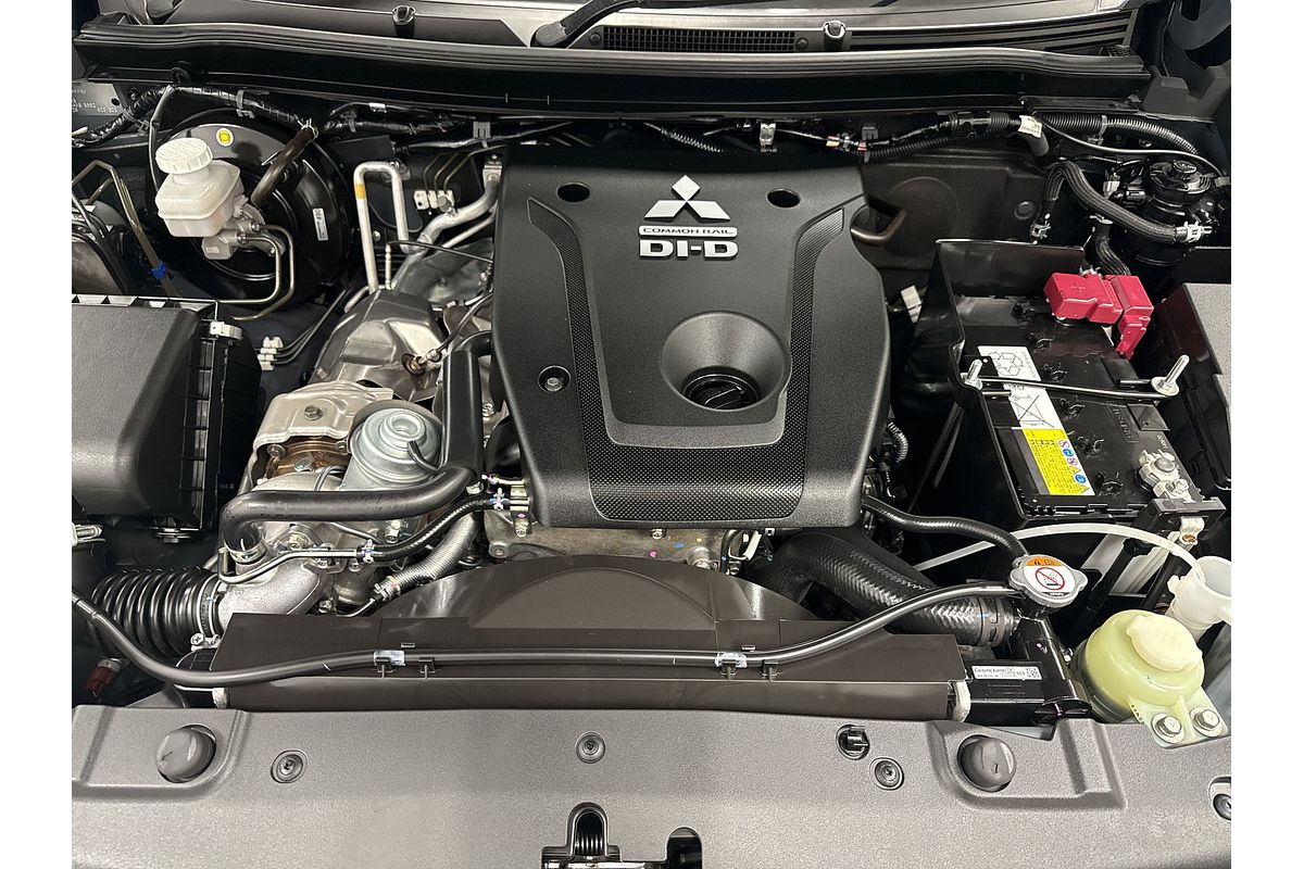 2022 Mitsubishi Pajero Sport GLS QF